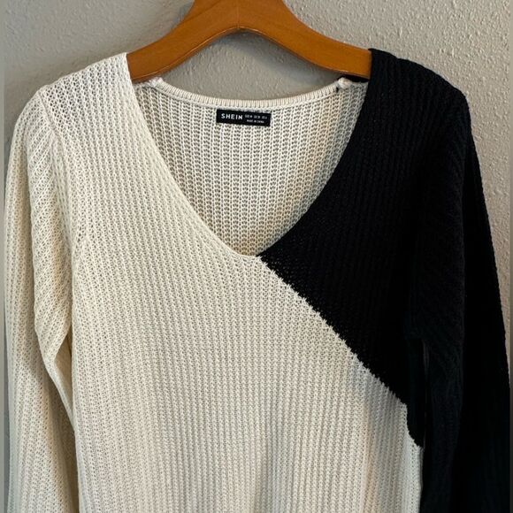 SHEIN - long length sweater/sweater dress - Picture 2 of 9